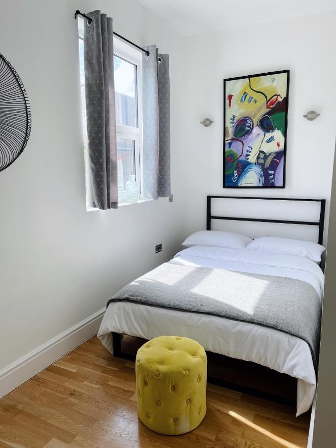 Luxuriously Flat In Streatham London Exterior photo